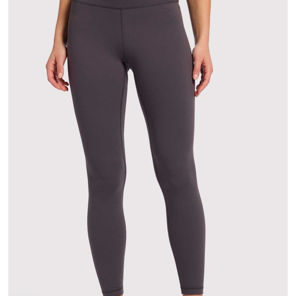 nuuds high waist elevate Legging in Graphite size Large like new. Worn 1 time